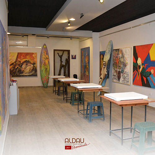 Ostraca Art Gallery & Café